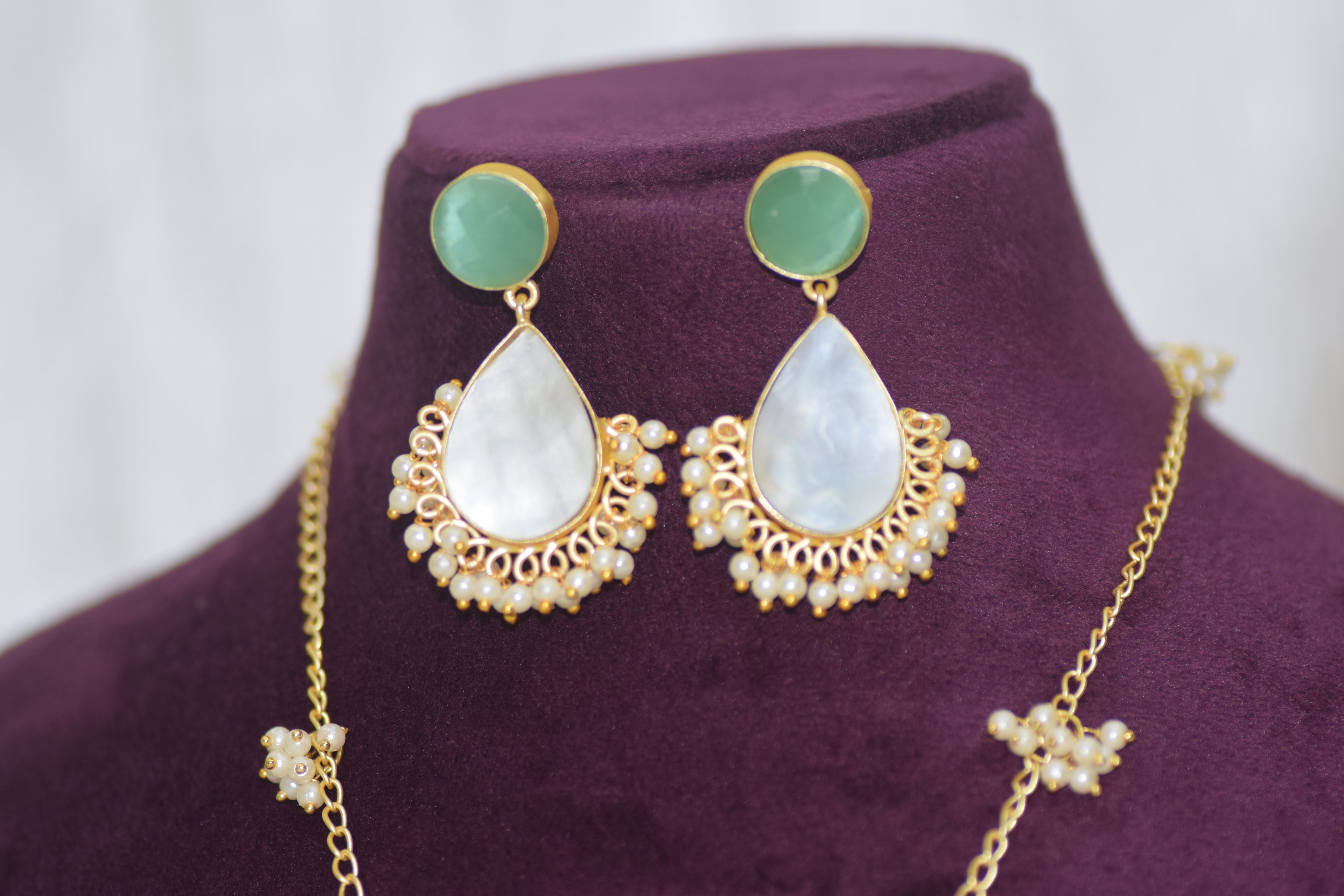 Golden Jewellery Set