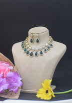 Emerald Green Victorian American Diamond Necklace Set