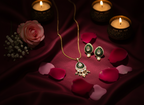 Green Polki Kundan Pendant & Earrings Set