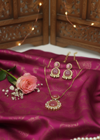 Elegant Pendant With Pink stone